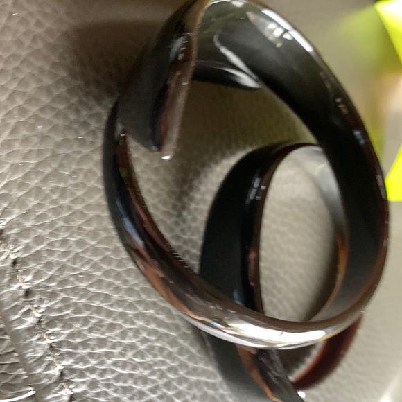 Classic Buffalo Horn Wrap bracelet - Picture 1 of 3